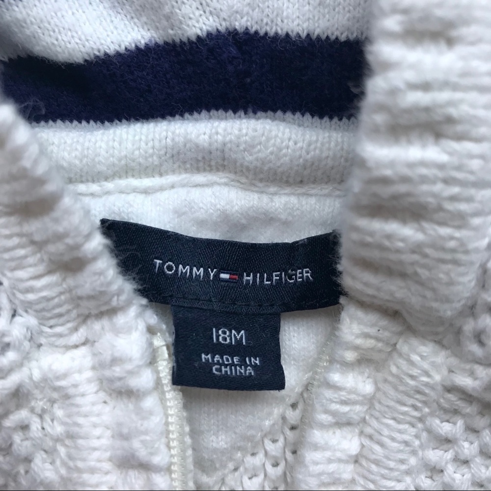 Tommy Hilfiger Boy’s sweater - 18months - Picture 3 of 4